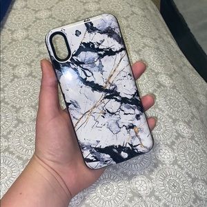 I phone XS MAX charging case
